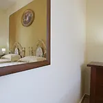 Il Casale Di Federico Couette-café 3*