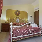 Il Casale Di Federico Couette-café 3*