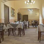 Il Casale Di Federico Couette-café 3*